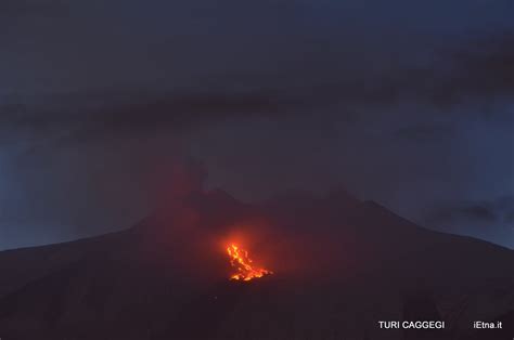 Eruzione Etna, emessa pericolosa nube piroclastica. Il ...