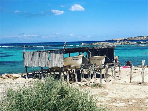 Es Pujols Formentera   Alquiler barcos Ibiza