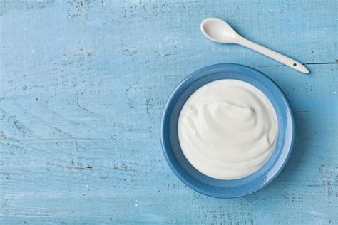 ¿Es sano el yogur griego? 5 beneficios que aporta a tu salud