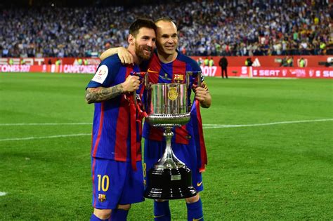Espagne: Messi offre la Coupe du Roi à Luis Enrique pour ...