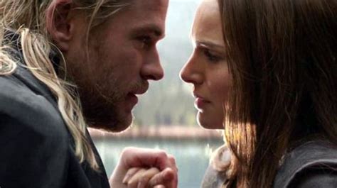 Esposa de  Thor  fue la doble de Natalie Portman en escena ...