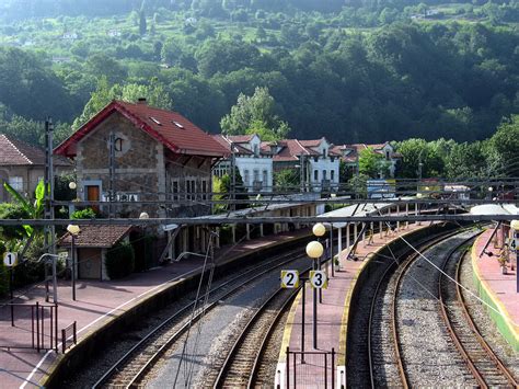 Estación de Ferrocarril, Trubia, Oviedo, Asturias, Spain ...