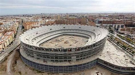 Estadios abandonados en España