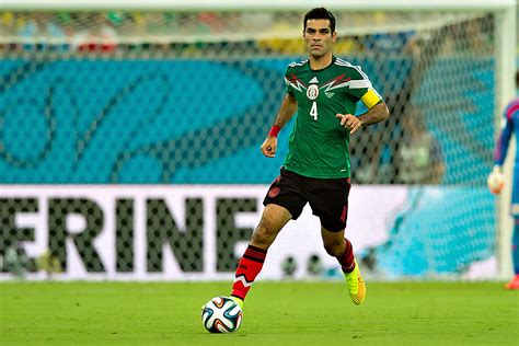 Estados Unidos sanciona al futbolista mexicano Rafael ...
