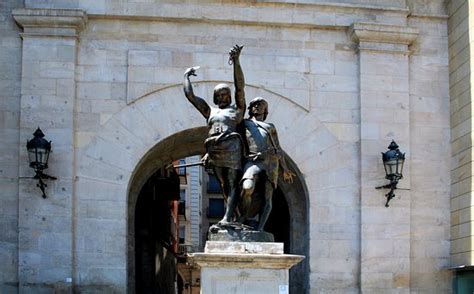 Estatua d Indíbil i Mandoni  Lleida, Spanien    omdömen
