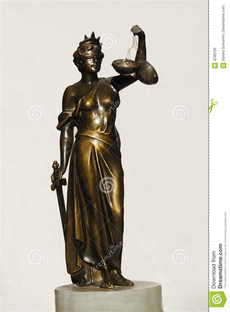 Estatua De La Justicia Foto de archivo   Imagen: 4290720