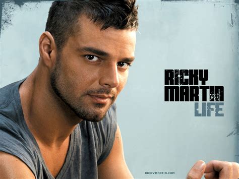 Estudando a Net: Papeis de Parede Ricky Martin