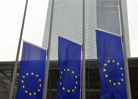 Euro Forecast to Strengthen if European Central Bank ...