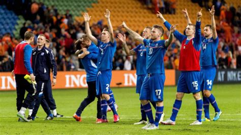 Eurocopa Gudjohnsen y Finnbogason, en la lista de Islandia ...