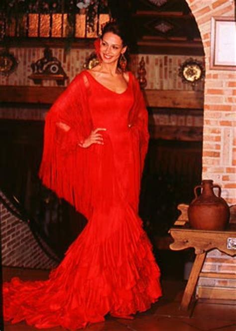 Eva González, Miss España, posa con los vestidos que ...