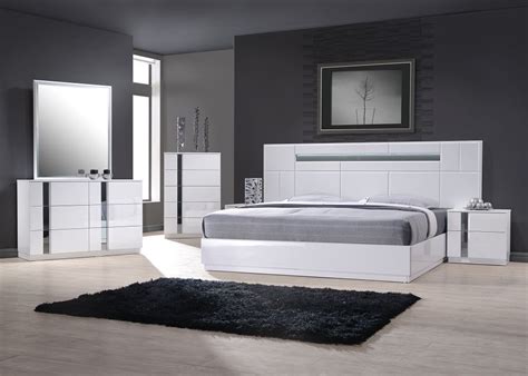 Exclusive Wood Contemporary Modern Bedroom Sets Two of the ...