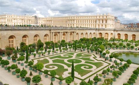 Excursión al Palacio Versalles con entradas y en español ...