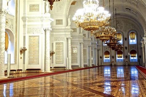 EXETER _ EXTRAORDINARY EXPERIENCE Inside the Grand Kremlin ...