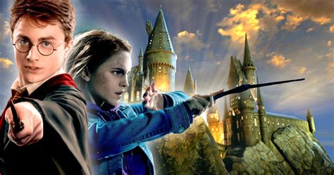 Explore Hogwarts in Magical New Harry Potter Interactive ...