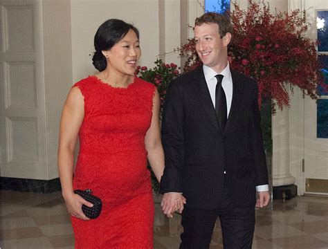 Facebook founder Mark Zuckerberg s baby gets a name that s ...