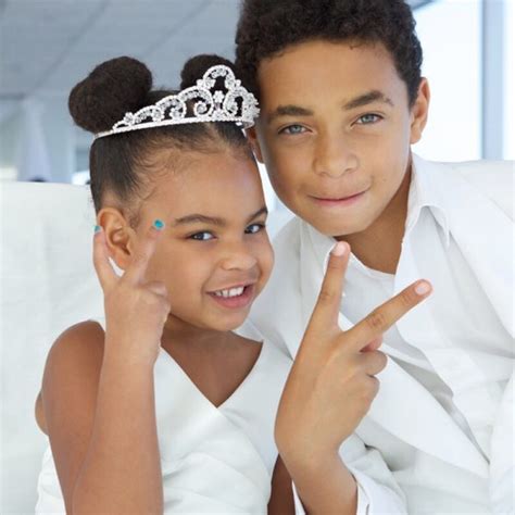 Family Fun: Even More Pics Of Beyonce, Jay Z, Blue Ivy ...