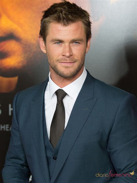 Famosos que son altos: Chris Hemsworth mide 1,90