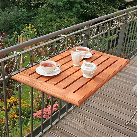 Fantastic idea for a small balcony – a small table for ...