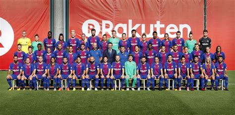 FC Barcelona s men s and women s team posed together today ...