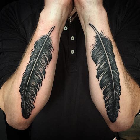 Feathers ala Dave Grohl #feathers #feathertattoo # ...