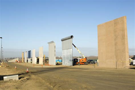 Federal government rolls out eight border wall prototypes ...