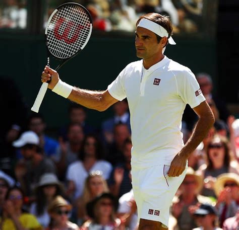 Federer faces ID crisis in switch from Nike to Uniqlo ...