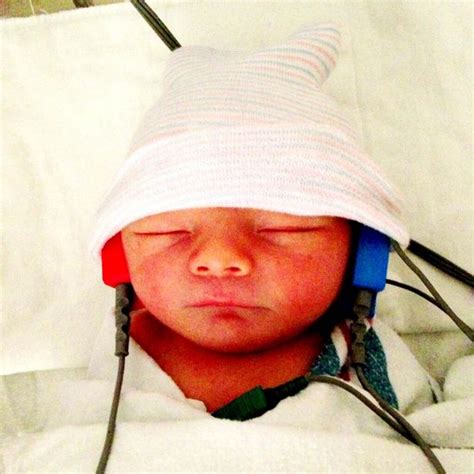 Fergie and Josh Duhamel son Axl Jack first look picture ...
