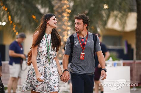 Fernando Alonso, McLaren con su novia Linda Morselli at GP ...