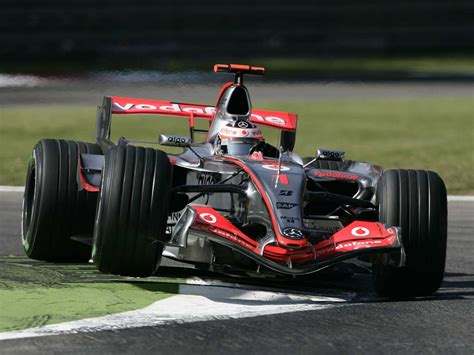 Fernando Alonso, McLaren Mercedes, Monza, 2007 · F1 Fanatic
