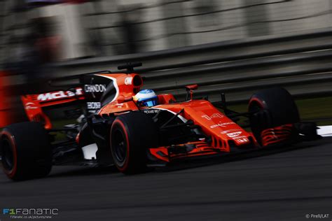 Fernando Alonso, McLaren, Shanghai International Circuit ...