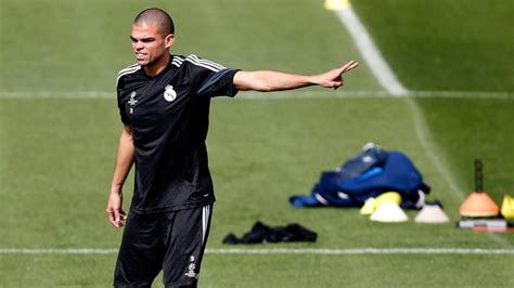 Fichajes | Pepe extiende su contrato con el Real Madrid ...