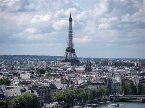 Fichier:La Tour Eiffel vue de la Tour Saint Jacques, Paris ...