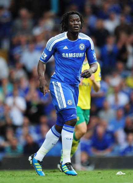 Fichier:Romelu Lukaku, 2012.jpg — Wikimini, l encyclopédie ...