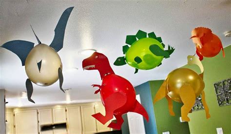 Fiesta de Dinosaurios decorada con Globos 4 Ideas