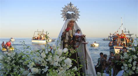 Fiesta Patronal de la Virgen del Carmen en el distrito de ...