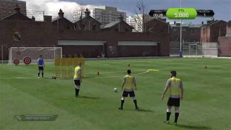 FIFA14 |Juegos de habilidad: Faltas   YouTube