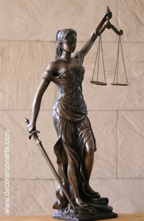 Figura Diosa Justicia. 46 cm   Venta de figuras de decoración