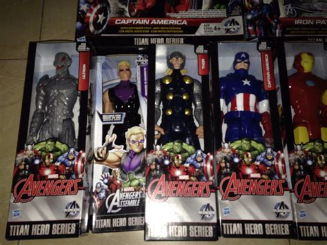 Figuras De Accion De Marvel Titan Hero Series   $ 120.00 ...