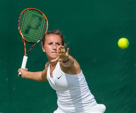 File:Annika Beck 2, 2015 Wimbledon Qualifying   Diliff.jpg ...