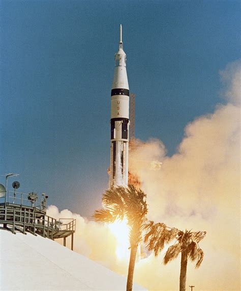 File:Apollo 7 launch2.jpg   Wikimedia Commons
