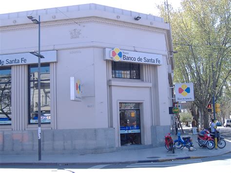 File:Banco de Santa Fe Rosario Mendoza 4002.jpg ...