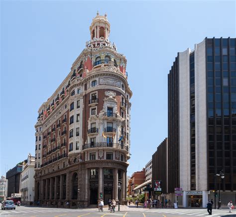 File:Banco de Valencia, Valencia, España, 2014 06 30, DD ...