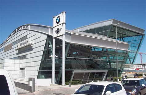 File:BMW Las Tablas  Madrid  06.jpg   Wikimedia Commons