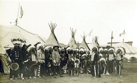 File:Buffalo Bills Wild West Show, 1890.jpg   Wikipedia