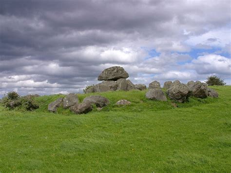 File:Carrowmore tomb, Ireland.jpg   Wikipedia