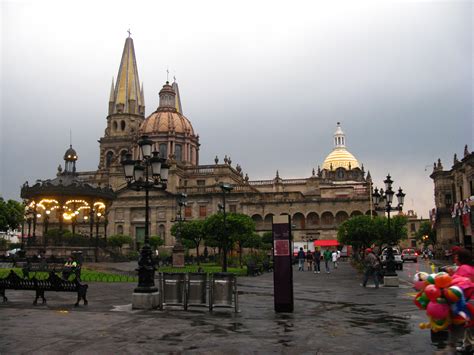 File:Catedral de Guadalajara, Jalisco, Mexico; despues de ...