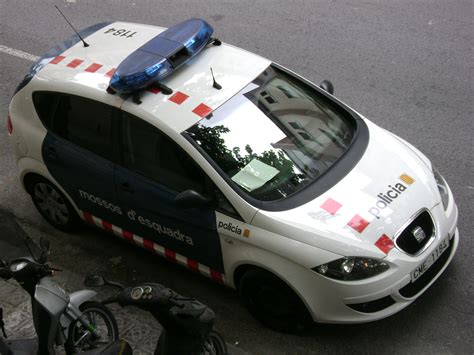 File:Cotxe patrulla Mossos d Esquadra.jpg   Wikimedia Commons