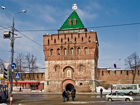 File:Dmitrovskaya Tower of Nizhny Novgorod Kremlin.jpg ...