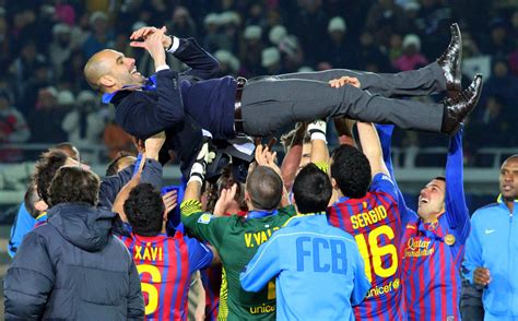 File:FC Barcelona Team 2011.jpg   Wikimedia Commons