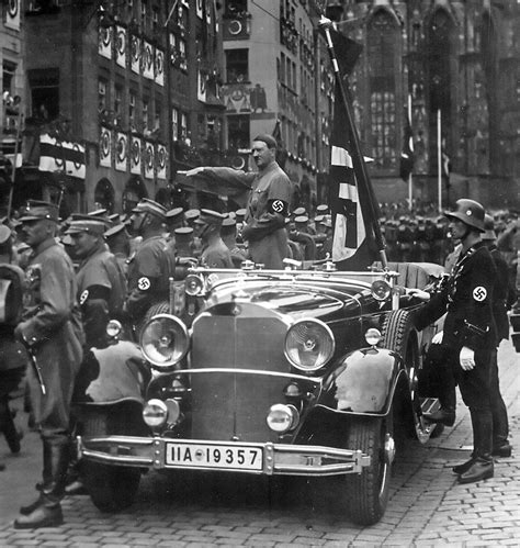 File:Hitler Nürnberg 1935.jpg   Wikipedia, the free ...